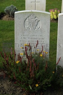 DADIZEELE NEW BRITISH CEMETERY - THOMPSON, J W